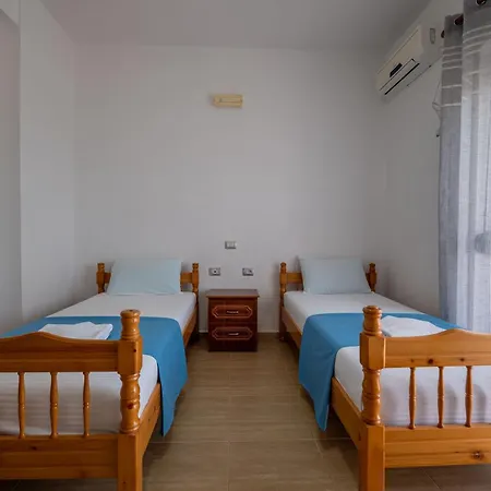 Ylli Gjika Guest house *